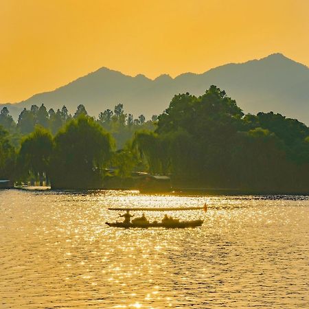 Nost Algia S Hotel In The West Lake Scenic Area-,Lingyin Temple, Leifeng Tower, Children'S Playground, Free Night Snack, Free Laundry, English Communication Well, Free Travel Advice 항저우 외부 사진